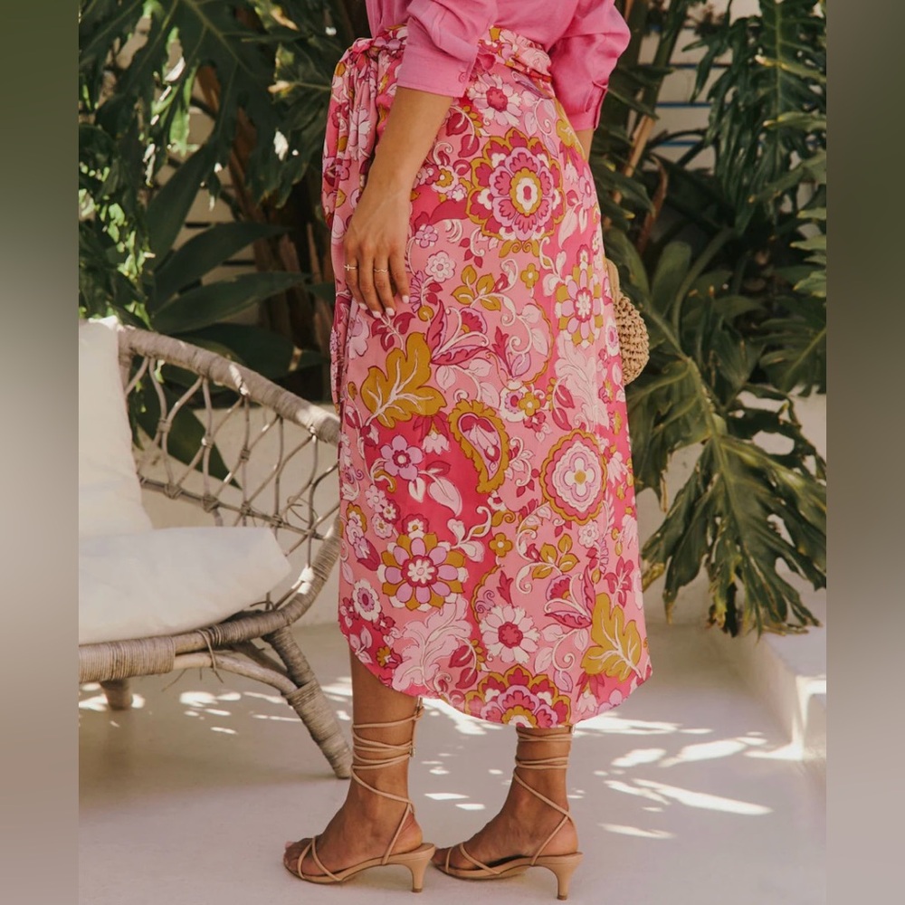 NWOT Forum Pink Floral wrap Midi Skirt - Picture 3 of 12